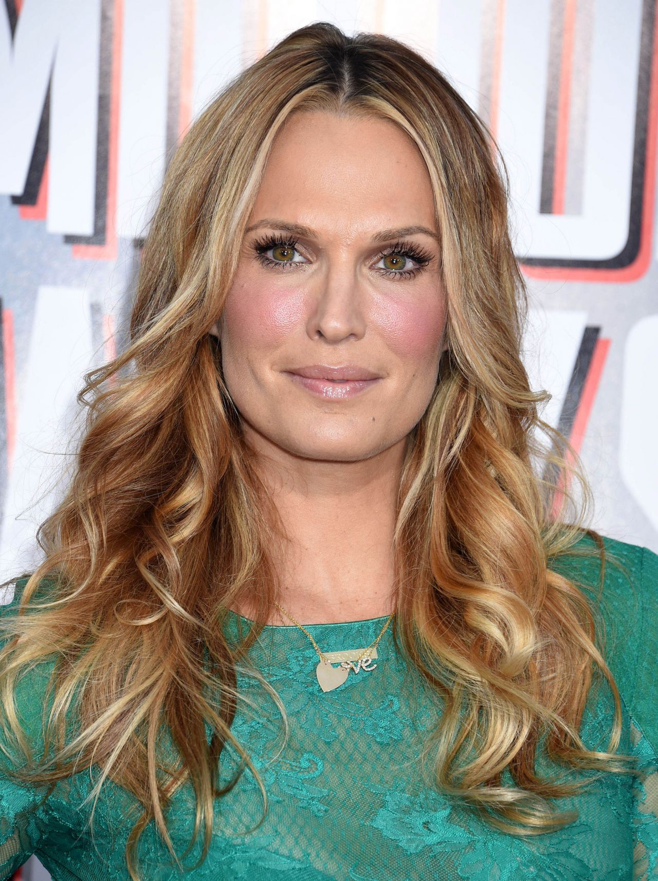 Molly Sims on Red Carpet - 'A Million Ways To Die In The West' Premiere in Westwood1280 x 1714