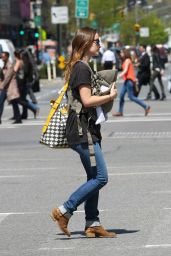 Olivia Wilde Out in New York City - May 2014