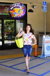Tiffani Thiessen - Out Shopping in LA – May 2014