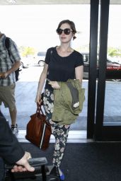 Anne Hathaway at LAX Airport in Los Angeles - June 2014