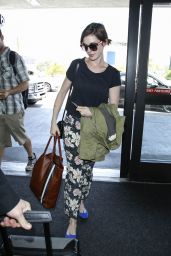 Anne Hathaway at LAX Airport in Los Angeles - June 2014