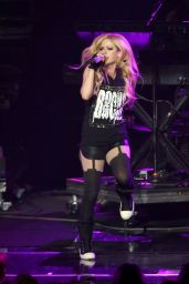 Avril Lavigne Performing in Las Vegas - May 2014