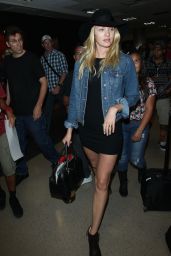 Candice Swanepoel Leggy at LAX Airport - June 2014
