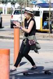 Chloe Grace Moretz - Skateboarding with Brooklyn Beckham in Santa