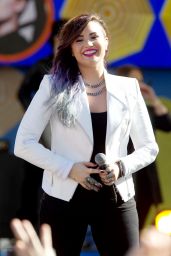 Demi Lovato Performing on 