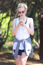 Elle Fanning Hiking at Fryman Canyon - June 2014