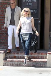 Gwen Stefani Street Style - Out in Los Angeles - May 2014