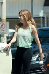 Jennette McCurdy Street STyle - Out in Studio City - June 2014