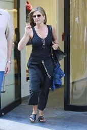 Jennifer Aniston – Leaving Barneys in New York City - June 2014
