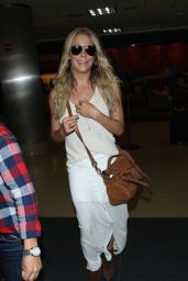 LeAnn Rimes - Arriving at LAX airport in Los Angeles - June 2014