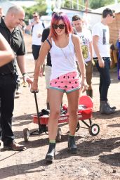 Lily Allen in Shorts - Glastonbury Festival, June 2014