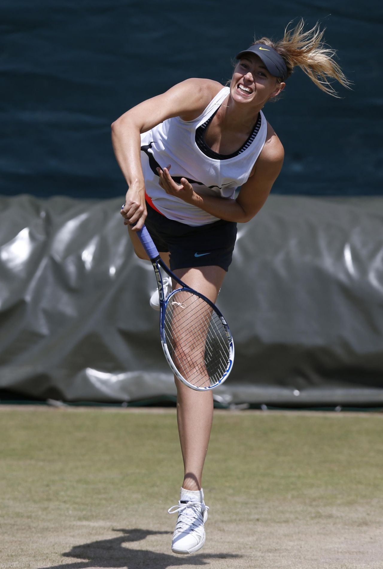 Maria Sharapova – Practice Session Ahead of 2014 Wimbledon