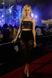 Nicola Peltz - Imagine Dragons Perfomance at Transformers: Age of Extinction Premiere in Hong Kong