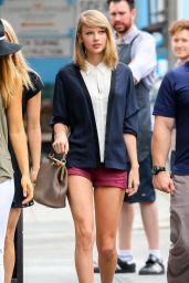 Taylor Swift - Leggy in Shorts Out in NYC - June 2014