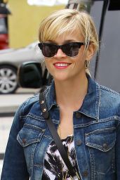  Reese Witherspoon Summer Style - Out in Beverly Hills, July 2014