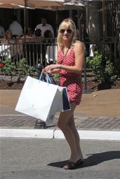 Anna Faris - Shopping in Hollywood - July 2014