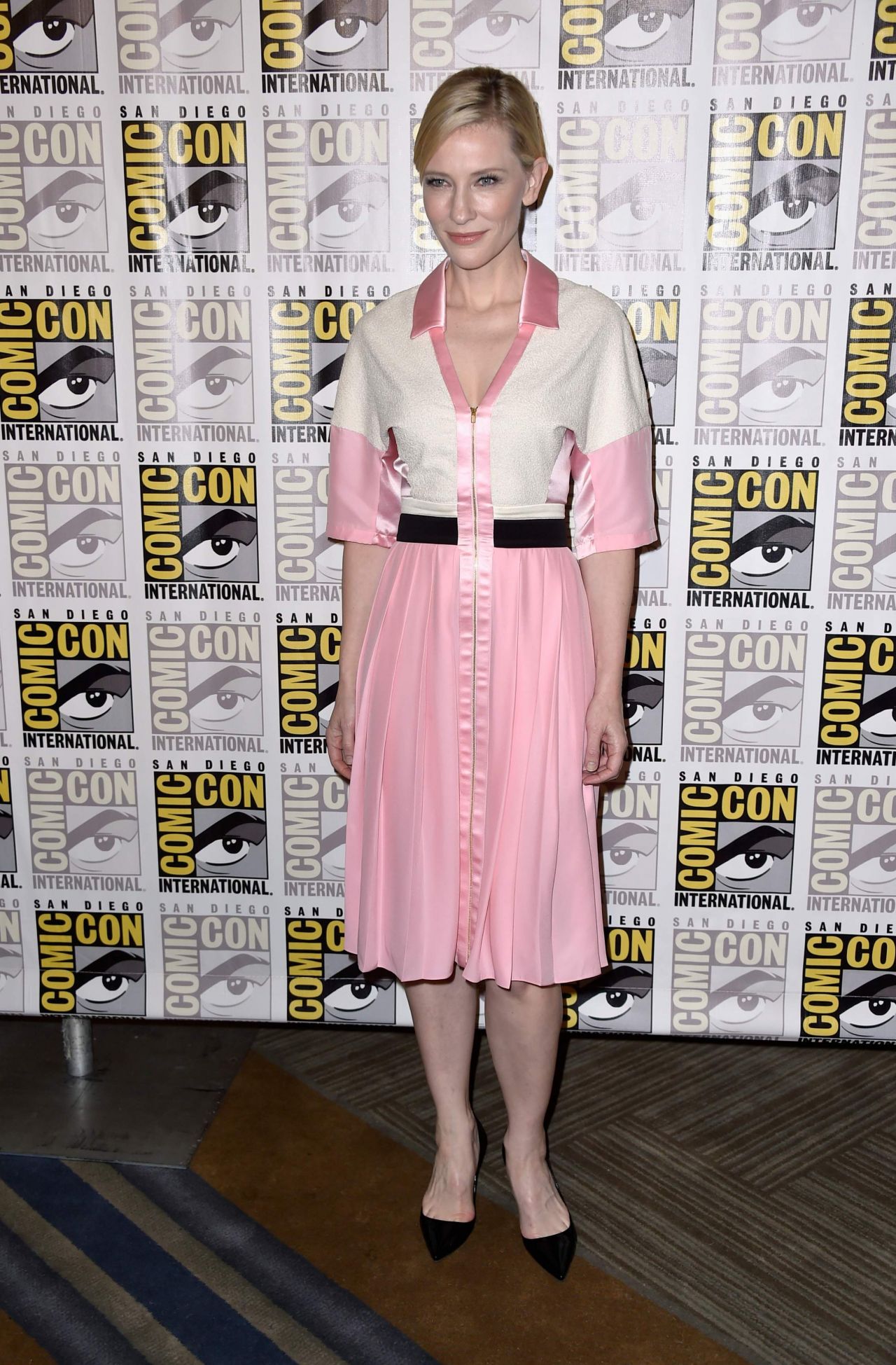 Cate Blanchett - 'The Hobbit: The Battle of the Five Armies' at Comic ...