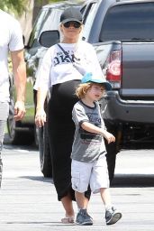 Christina Aguilera Pregnant - Going Mini Golfing in Studio City - July 2014