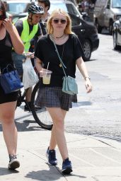 Dakota Fanning Style - Out in New York City, July 2014