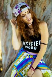 Dani Thorne Photoshoot for The Fabulous Stains - July 2014
