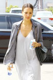 Jessica Alba Casual-Chic Style - Out in Beverly Hills - July 2014
