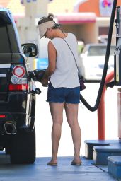 Kaley Cuoco in Shorts at a Gas Station in Los Angeles - July 2014