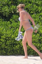 Kate Upton Bikini Candids - Beach in Mexico, July 2014