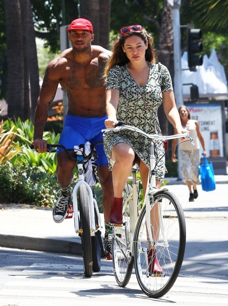 Kelly Brook Riding a Bike in Beverly Hills - July 2014 • CelebMafia