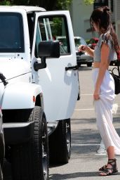 Kendall Jenner & Kylie Jenner - Going to Get Ice Cream in The Hamptons - June 2014