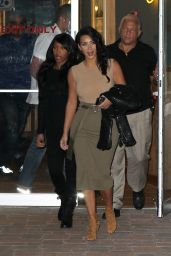 Kim Kardashian Casual Style - Out in New York City - June 2014