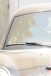 Kristen Stewart Drives a Black Mini Cooper to the Gym in West Hollywood - July 2014