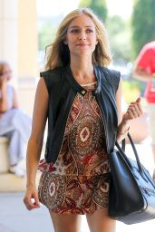 Kristin Cavallari Shows Off Legs - Shopping in Beverly Hills - July 2014
