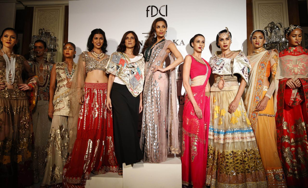 Malaika Arora Khan - Rina Dhaka Fashion Show - July 2014 • CelebMafia