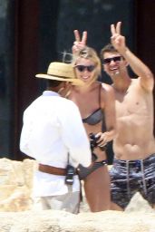Maria Sharapova Shows Off Bikini Body on Vacation With Boyfriend in Cabo (Mexico) - July 2014