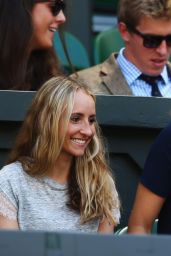 Maria Sharapova Watching Her Boyfriend Grigor Dimitrov in His Semi-final Match -Wimbledon 2014