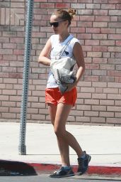 Natalie Portman at Pilates Class in Los Feliz - July 2014