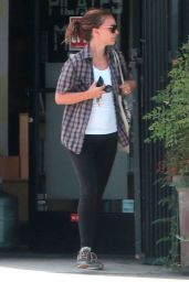 Natalie Portman - Out in Los Feliz - July 2014