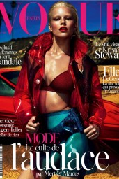 Anna Ewers