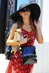 Paris Hilton Out Shopping in Malibu - July 2014