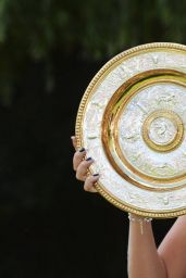 Petra Kvitova arrival in the Czech Republic after Wimbledon 2014 Victory