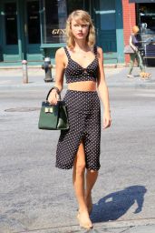 Taylor Swift Casual Style - Out in New York City - July 2014