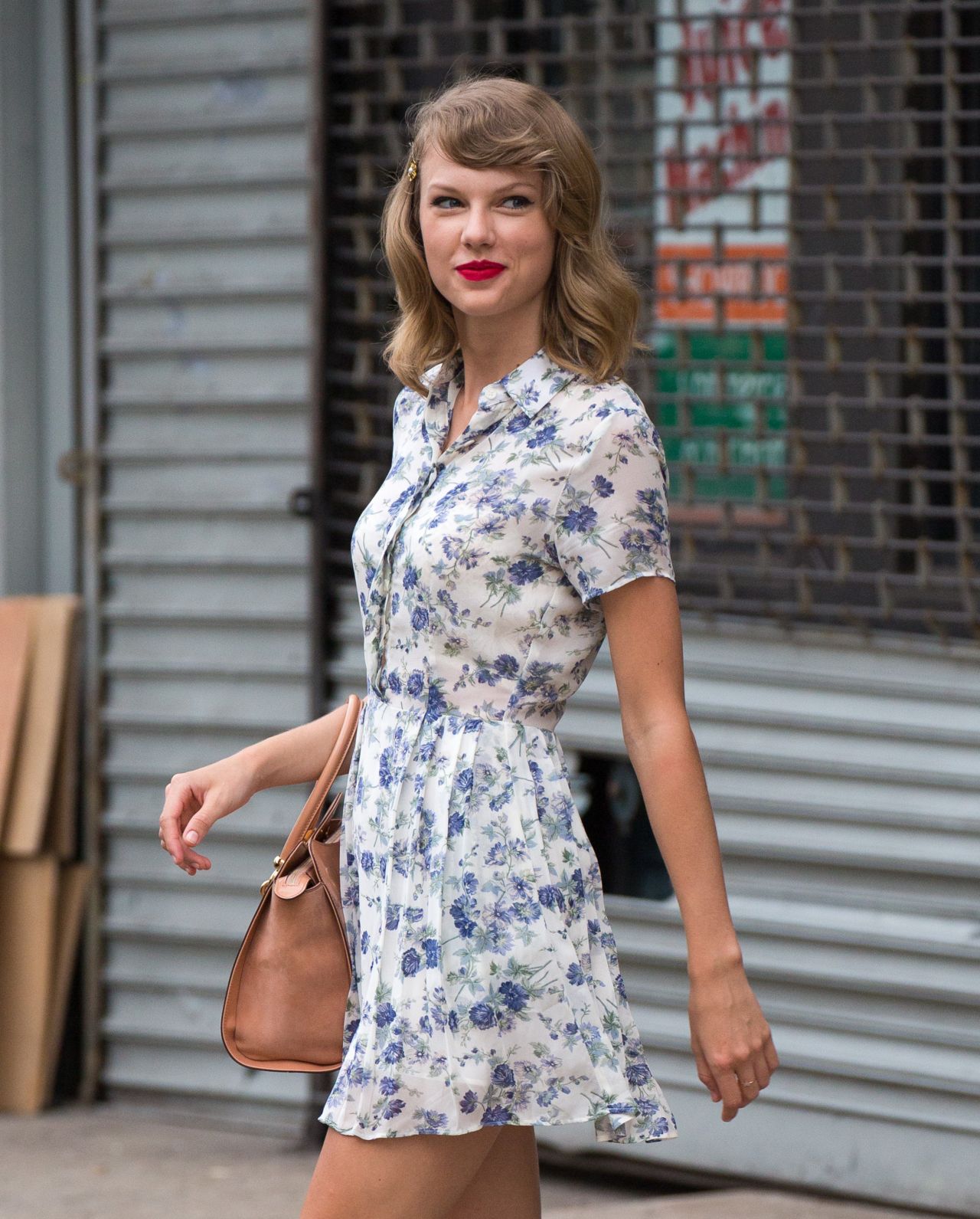 Taylor Swift Style — Leaving the gym, New York City, NY