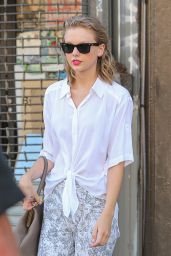 Taylor Swift Street Style - Leaving a Gym in New York City - June 2014