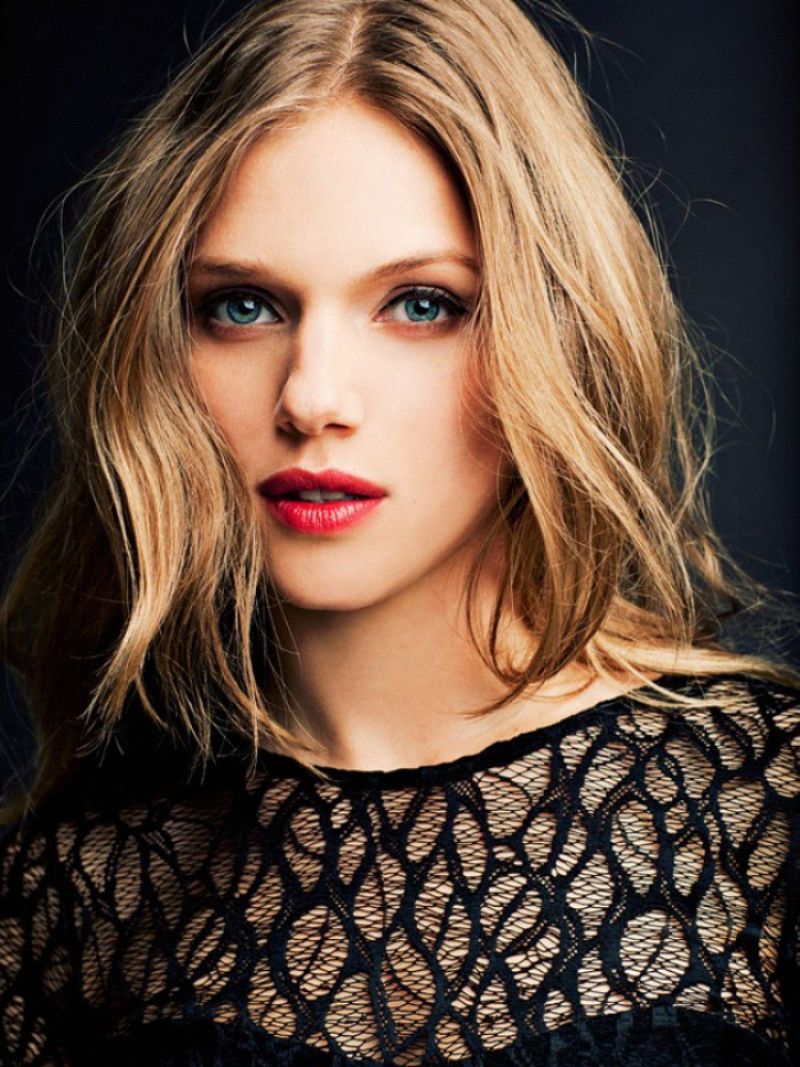 Tracy spiridakos photoshoot