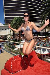 Adrianne Curry Bikini Photos - Encore Beach Club in Las Vegas - August 2014