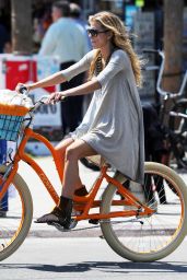 AnnaLynne McCord - Cycling Home From Lunch in Venice - August 2014