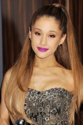 Ariana Grande – 2014 MTV Video Music Awards Winner - Best Pop