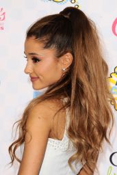 Ariana Grande – Teen Choice Awards 2014 in Los Angeles