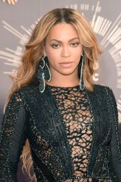 Beyonce on Red Carpet - 2014 MTV Video Music Awards in Inglewood
