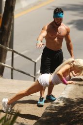 Courtney Stodden Workout at Griffith Park in Hollywood - July 2014